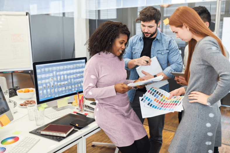 3 people working web dev company